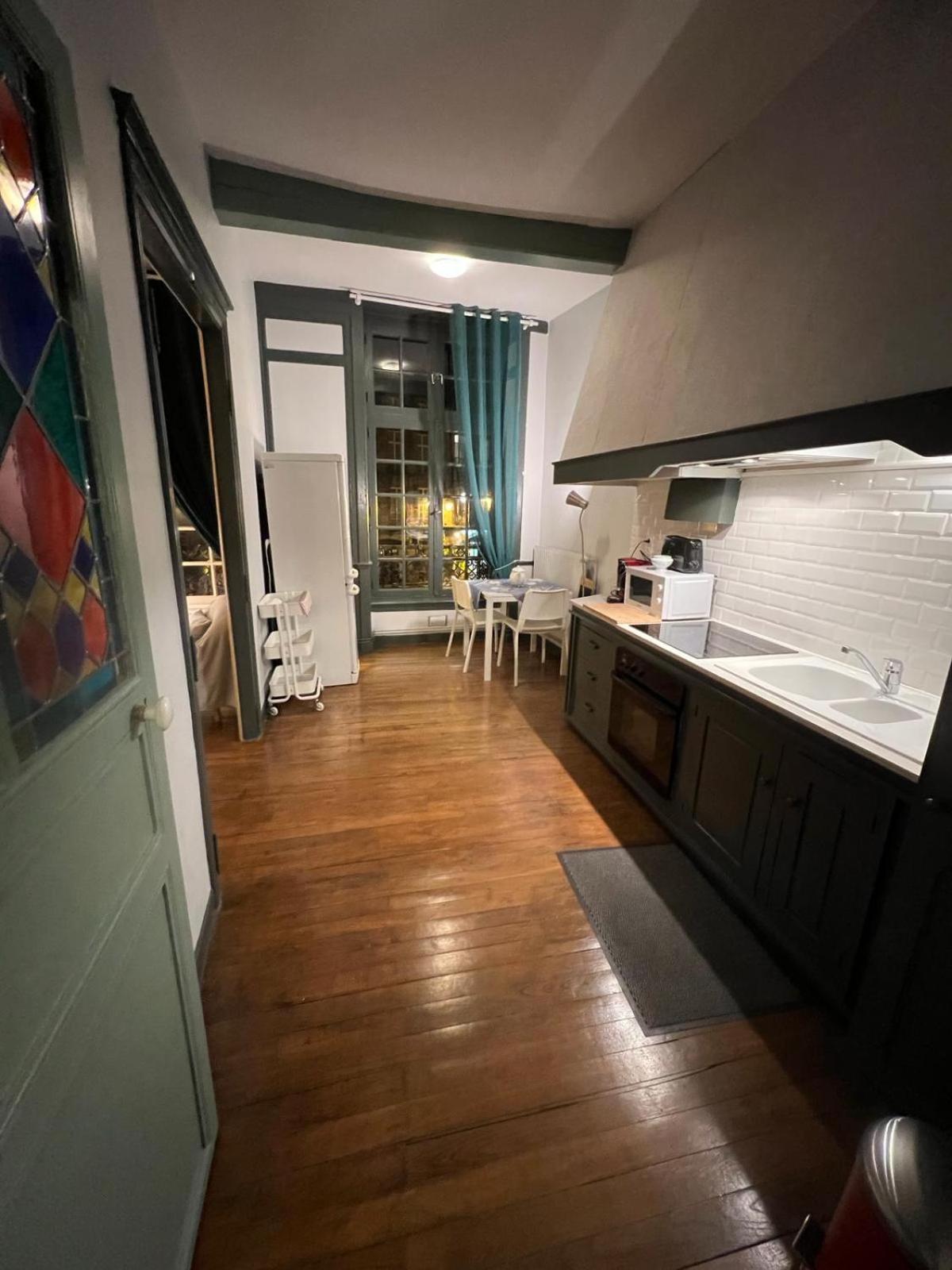 Eglantine Appartement Centre Historique De Dinan Eksteriør billede